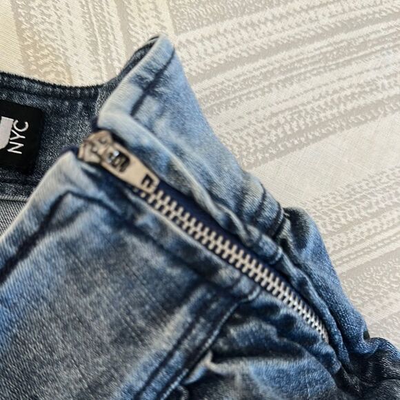 Katie J NYC Denim Ruffle Girls Skirt - Size L - Picture 5 of 6